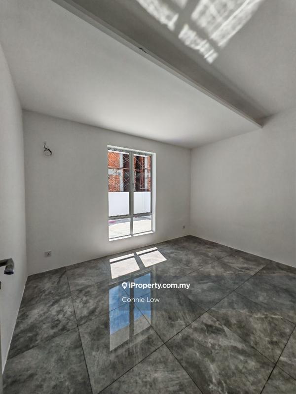 Semi-Detached House for Sale in Sri Klebang, Chemor by Connie Low - iProperty.com.my