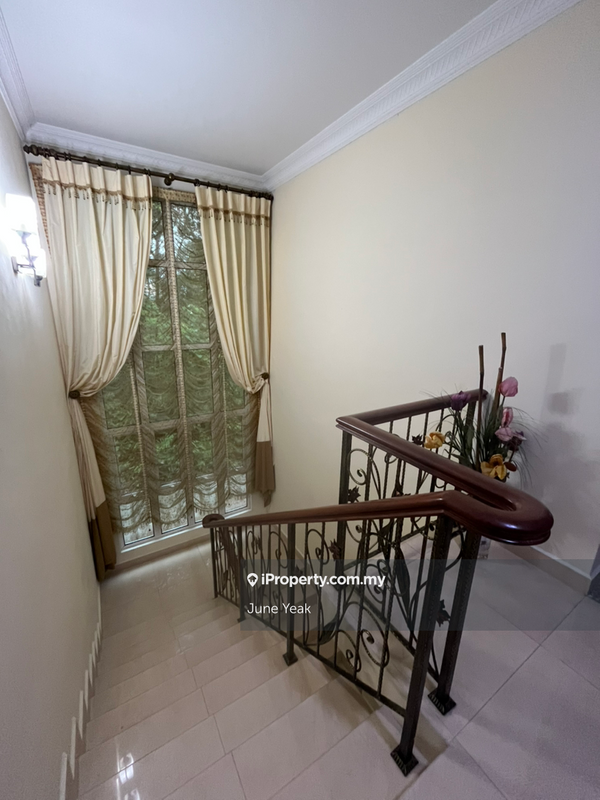 Bungalow House for Sale in Taman Villa Heights, Kajang by June Yeak - iProperty.com.my