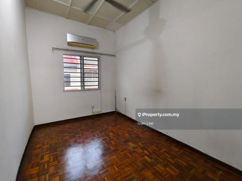 2-storey Terraced House for Sale in Taman Sea, Petaling Jaya by Ivan Lee - iProperty.com.my