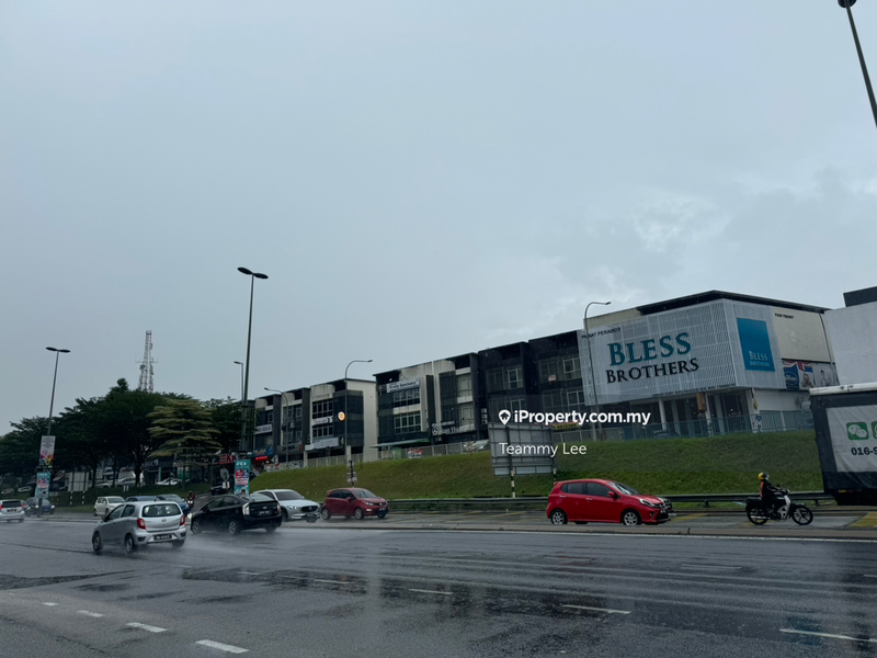 Tanah Komersial untuk Dijual di Pekan Semenyih, Semenyih oleh Teammy Lee - iProperty.com.my