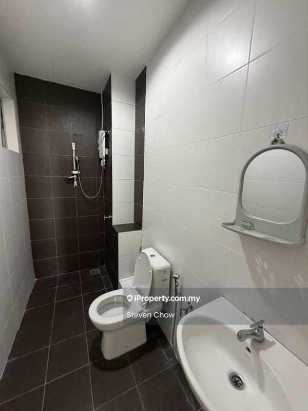 Kondominium untuk Disewa di Sky Vista Residency oleh Steven Chow - Bathroom - iProperty.com.my