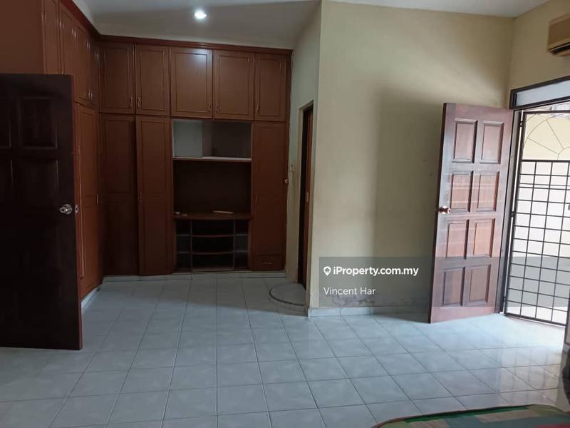 Rumah Berangkai 2 Tingkat untuk Dijual di Taman Samudera, Seri Manjung oleh Vincent Har - iProperty.com.my