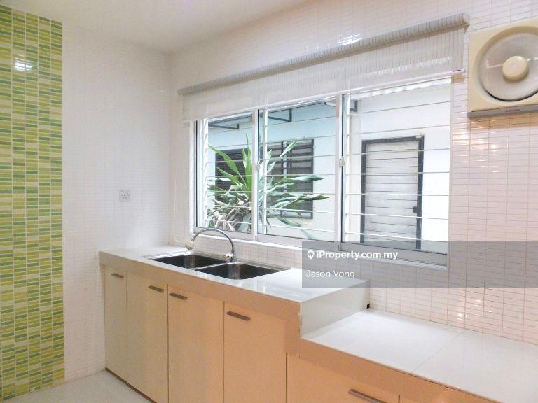 3-storey Terraced House for Sale in u4qse, Sungai Besi by Jason Vong - iProperty.com.my