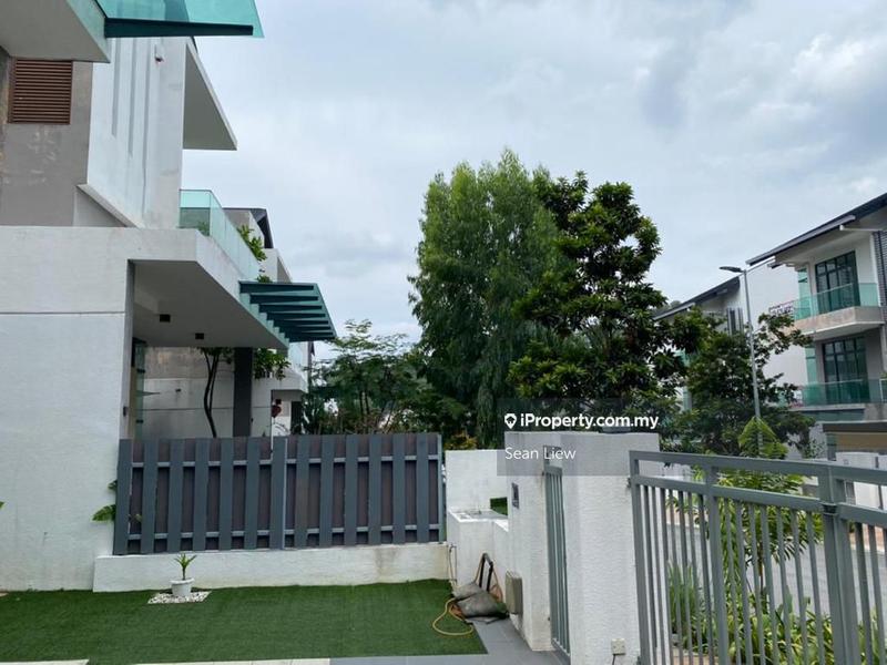 Bungalow House for Sale in Damansara Perdana, Selangor by Sean Liew - iProperty.com.my