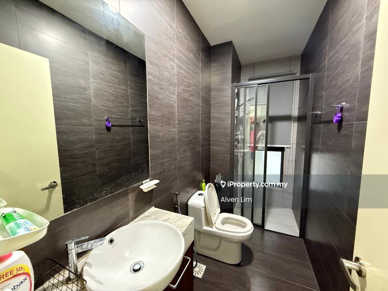 Condominium for Sale in Amanja by Alven Lim - Bathroom - iProperty.com.my