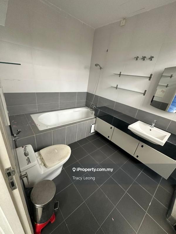 3-storey Terraced House for Sale in Kinrara Residence, Puchong by Tracy Leong - iProperty.com.my