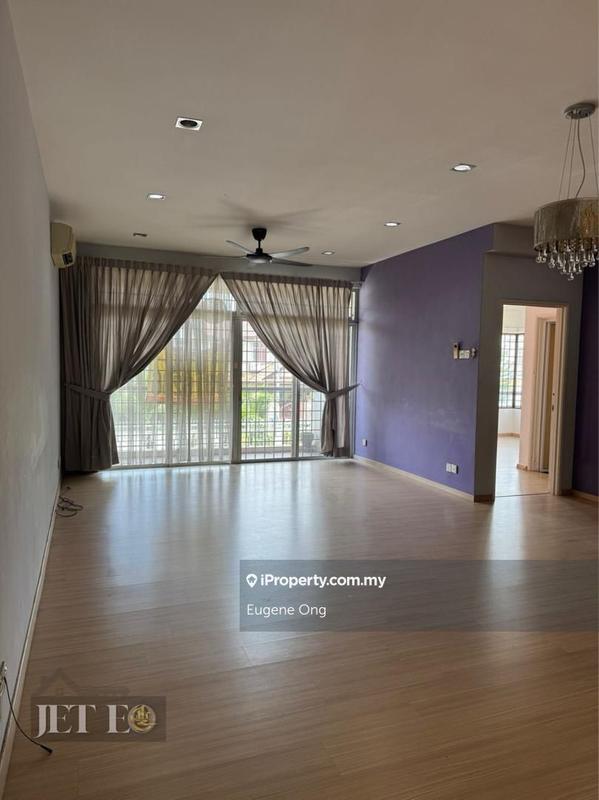 For Sale - Lakes Condominiums / Pangsapuri Tasik