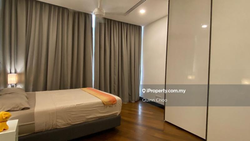 For Sale - Banyan Tree Signatures