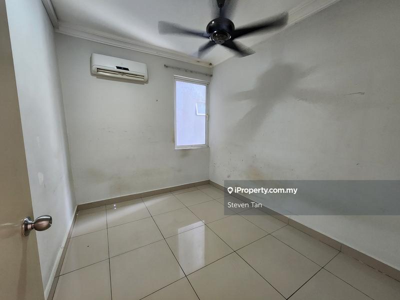 For Rent - Pacific Place