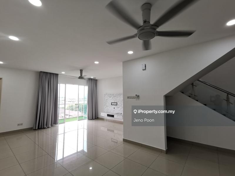 Kondominium untuk Dijual di 8 Petaling oleh Jeno Poon - iProperty.com.my