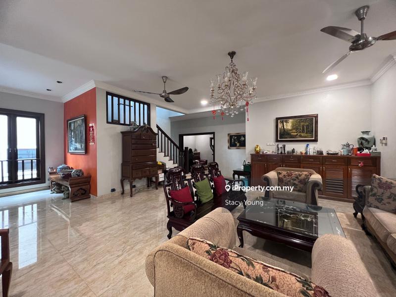 Bungalow House for Sale in Bukit Gita Bayu, Seri Kembangan by Stacy Young - iProperty.com.my