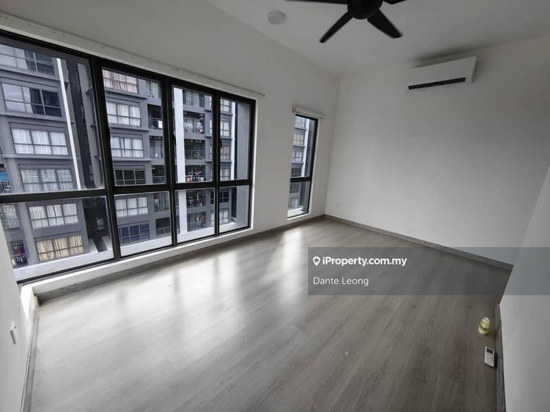 For Sale - The Holmes 2