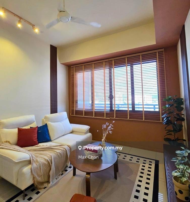 For Sale - Icon Residenz 2 @ Icon City