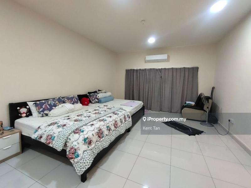 Rumah Berangkai 2.5 Tingkat untuk Dijual di Suria Tropika, Seri Kembangan oleh Kent Tan - iProperty.com.my