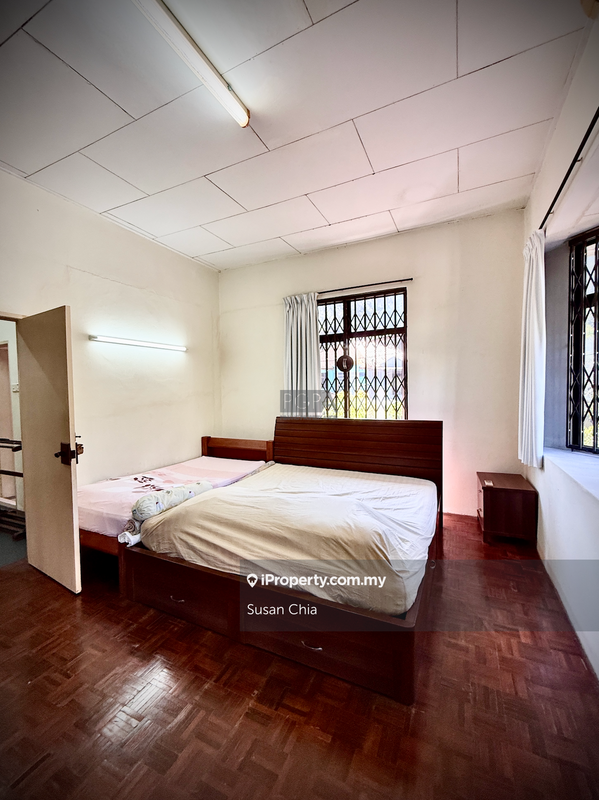 Semi-Detached House for Sale in Batu Ferringhi, Batu Feringghi by Susan Chia - iProperty.com.my