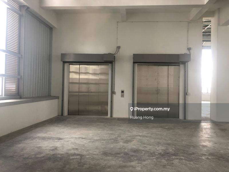 Gudang untuk Disewa di Seksyen 23, Shah Alam oleh Huang Hong - iProperty.com.my