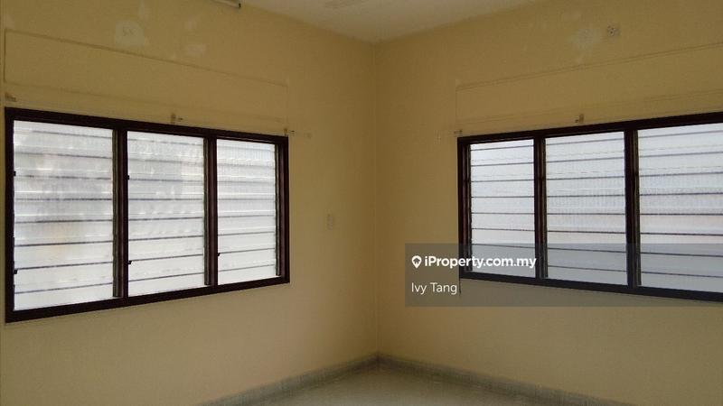 Bungalow House untuk Dijual di Taman golf, Ipoh perak, Ipoh oleh Ivy Tang - iProperty.com.my