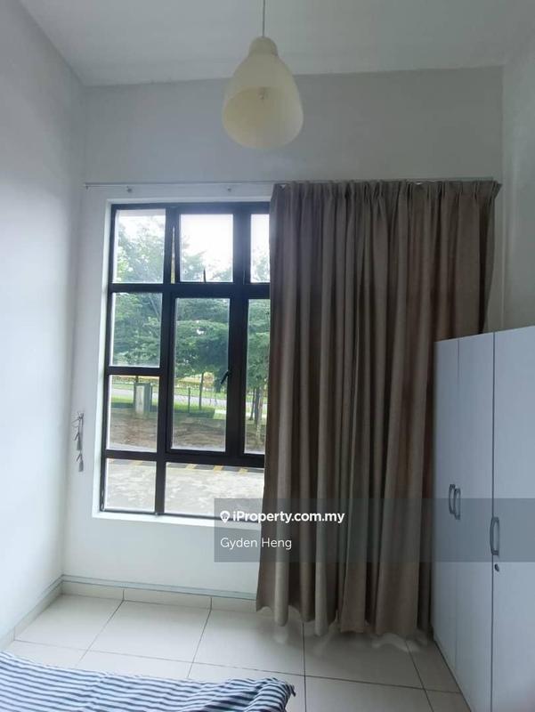Kediaman Servis untuk Dijual di D'Summit Residences oleh Gyden Heng - iProperty.com.my