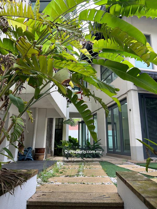 Bungalow House for Sale in The Villa Serai Saujana Golf Resort, Saujana by Ken Farm - iProperty.com.my