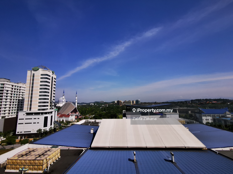 Service Residence for Sale in Vista Alam by Zalifa Zakaria - iProperty.com.my