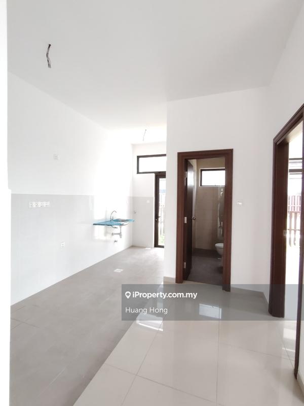 Rumah Teres 2-Tingkat untuk Dijual di Setia Safiro, Cyberjaya oleh Huang Hong - iProperty.com.my