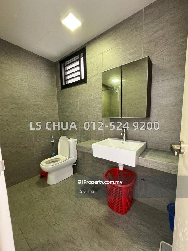 Service Residence for Sale in Woodsbury Suites by LS Chua - iProperty.com.my