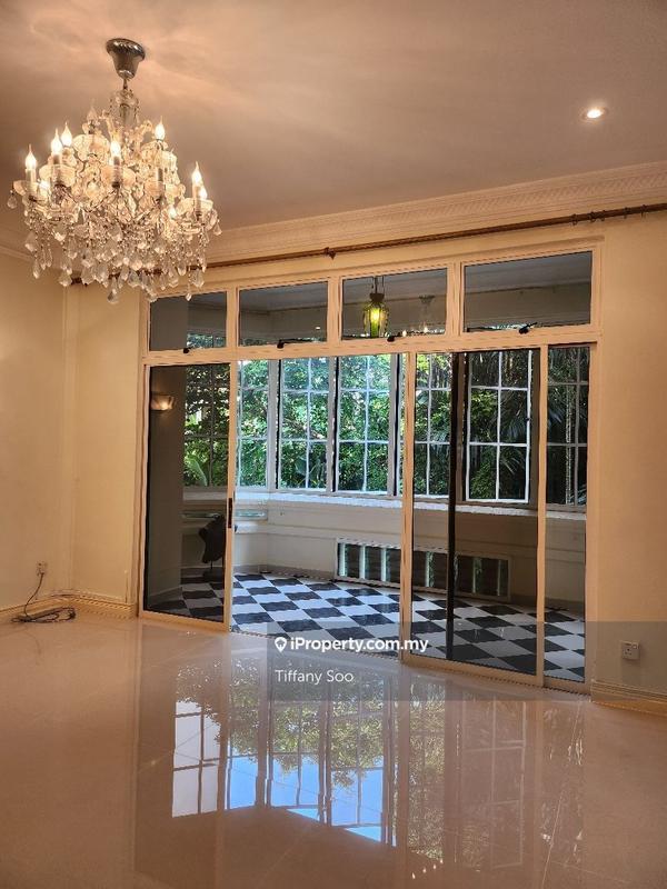 For Sale - Sri Murni