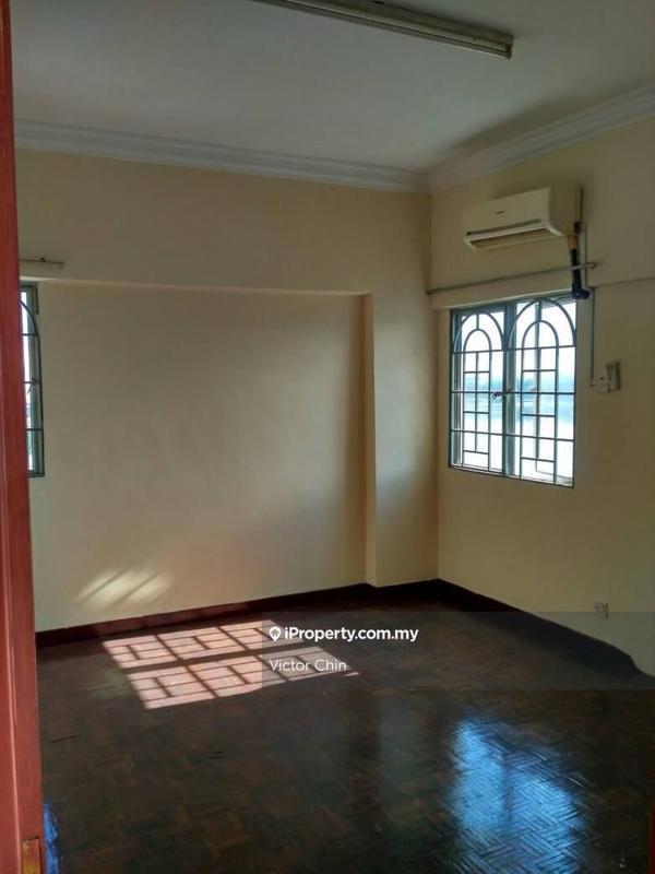 Kediaman Servis untuk Dijual di South City (Perdana Selatan) Block A & B oleh Victor Chin - iProperty.com.my
