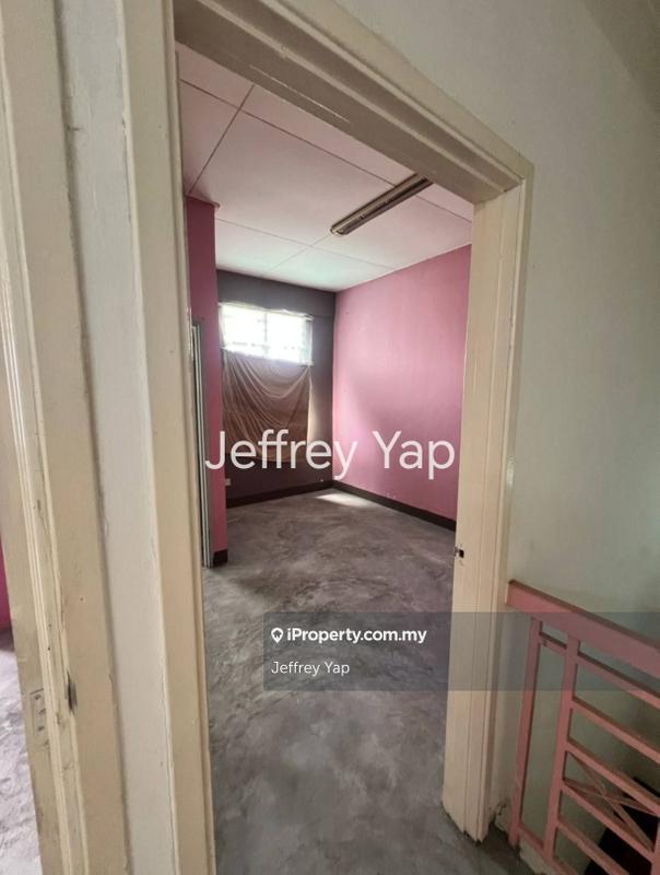 Rumah Teres 2-Tingkat untuk Dijual di Taman Puncak Jalil, Seri Kembangan oleh Jeffrey Yap - iProperty.com.my