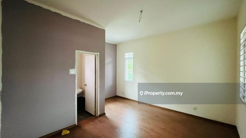 Rumah Berkembar untuk Dijual di Semenyih, Selangor oleh Robert See - iProperty.com.my