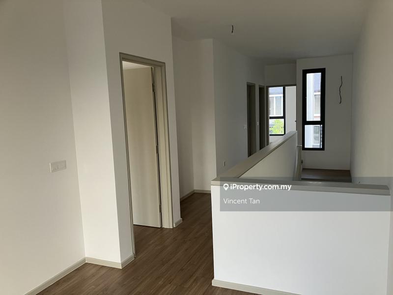 2-storey Terraced House for Sale in ELMINA ILHAM Residence East Garden West Valley, Shah Alam by Vincent Tan - iProperty.com.my