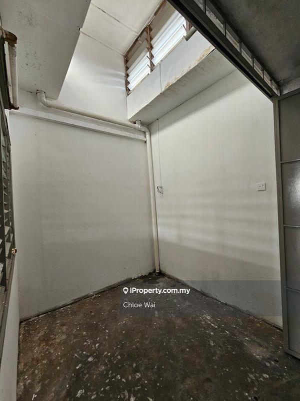 Rumah Berangkai 1 Tingkat untuk Dijual di Happy Garden, Kuchai Lama oleh Chloe Wai - iProperty.com.my