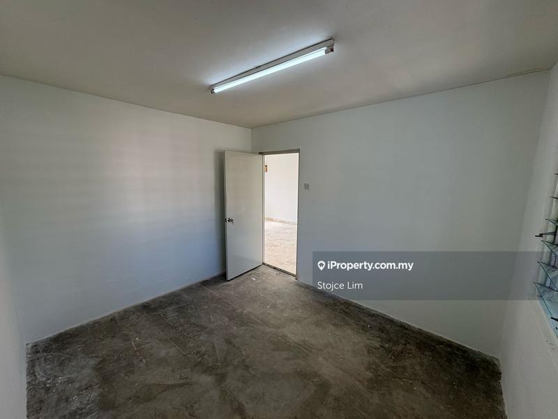Flat for Sale in Seksyen 2 Wangsa Maju Flat by Stojce Lim - iProperty.com.my
