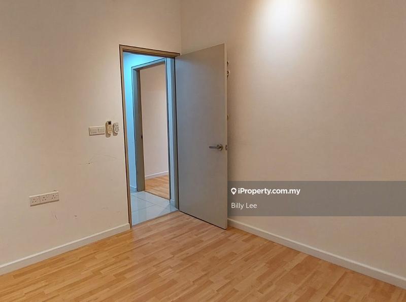 Service Residence for Sale in Suria Residence by Billy Lee - iProperty.com.my