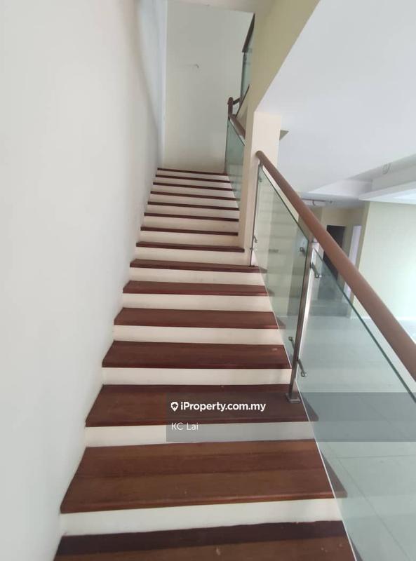 Rumah Berkembar untuk Dijual di Beautiful Double Storey Semi D in Seremban Town, Seremban oleh KC Lai - iProperty.com.my
