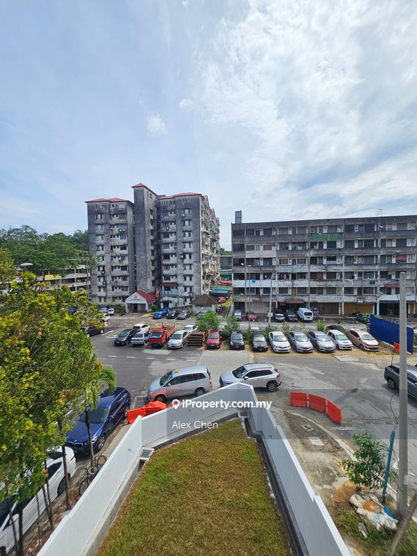 Terraced House for Sale in Taman Naga Emas, Salak South by Alex Chen - iProperty.com.my