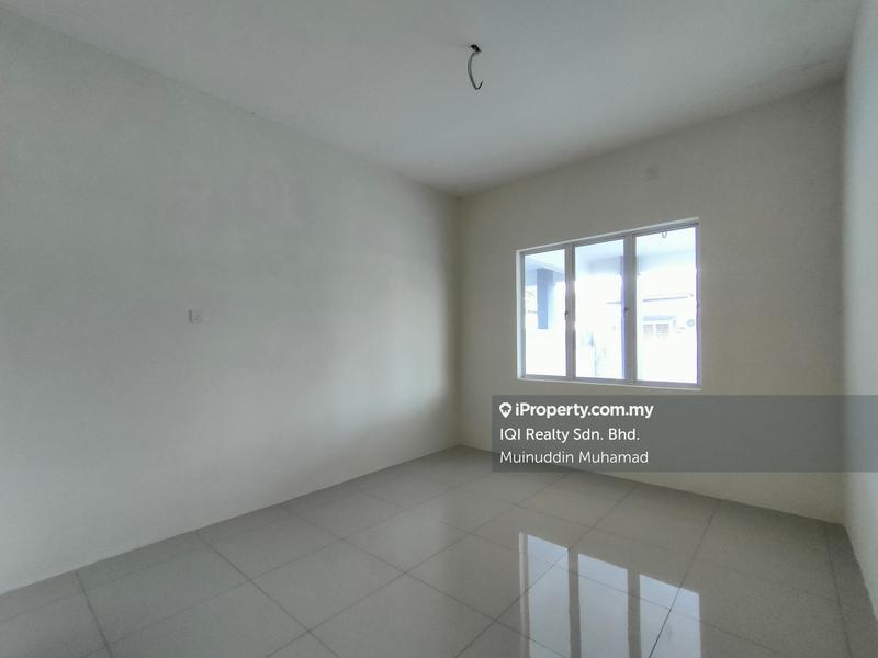 Semi-Detached House for Sale in Taman Sri Bahagia, Teluk Intan by Muinuddin Muhamad - iProperty.com.my
