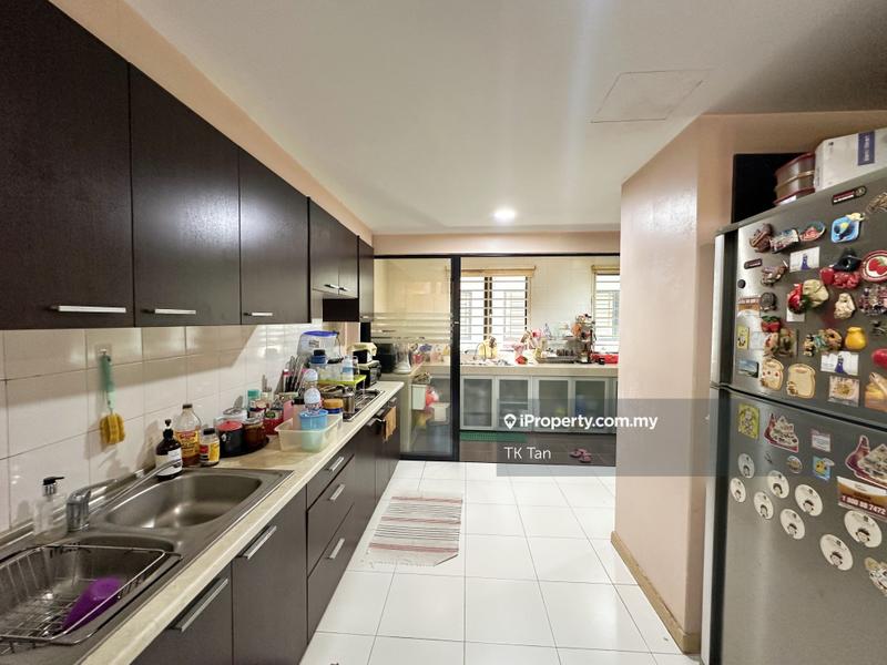 Rumah Berangkai 3 Tingkat untuk Dijual di Lake Fields, Sungai Besi oleh TK Tan - iProperty.com.my