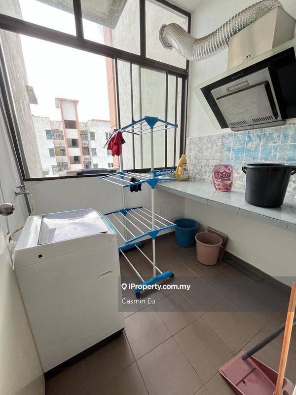 Service Residence for Sale in Jentayu Residensi @ Tampoi by Casmin Eu - iProperty.com.my