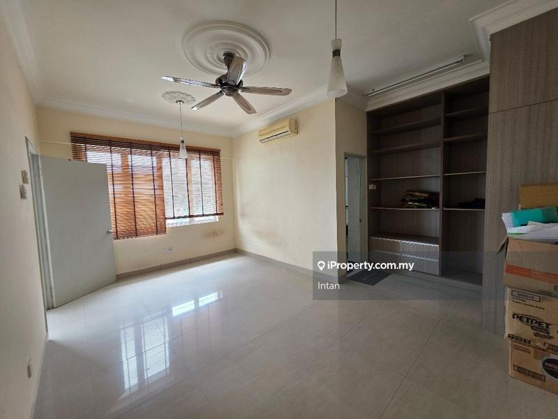 Condominium for Sale in Platinum Hill PV 8 by Intan - iProperty.com.my