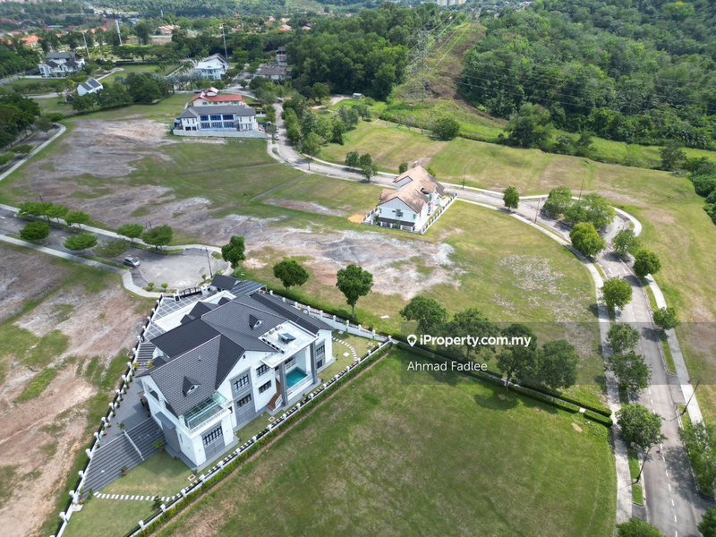 Banglo Tanah untuk Dijual di Presint 11, Presint 11 oleh Ahmad Fadlee - iProperty.com.my