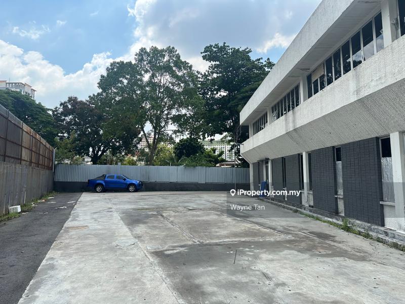 Gudang untuk Disewa di Seksyen 51a, Petaling Jaya oleh Wayne Tan - iProperty.com.my