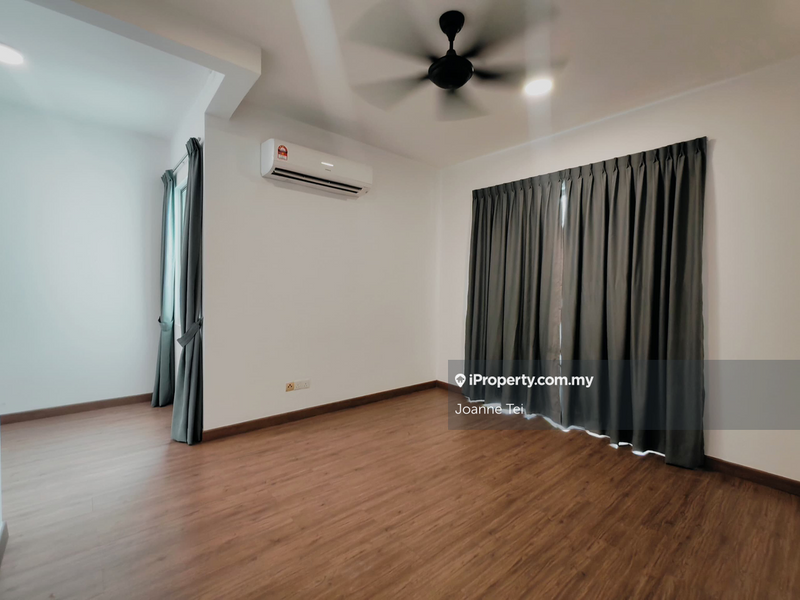 3-storey Terraced House for Sale in Lakepoint Residence, Cyberjaya by Joanne Tei - iProperty.com.my
