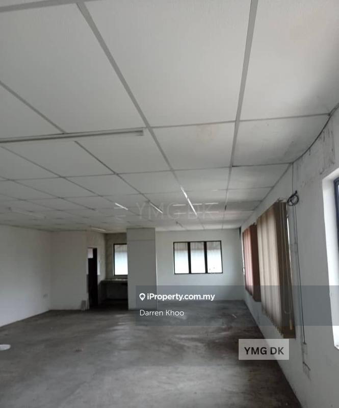 For Rent - Pandamaran 1.5 Storey Semi-D Factory Warehouse Land size 9k+ sqft