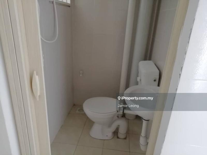 Apartment for Sale in Lakeview Apartments by Jamie Leong - iProperty.com.my