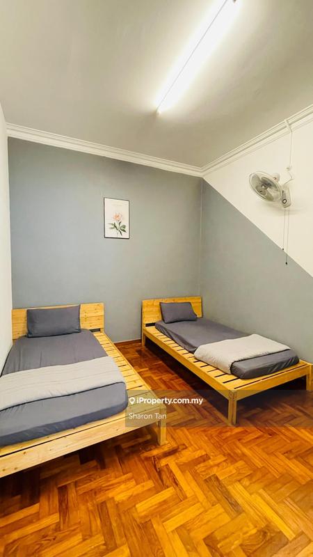 Rumah Berkembar untuk Dijual di Taman Rinting, Masai oleh Sharon Tan - iProperty.com.my