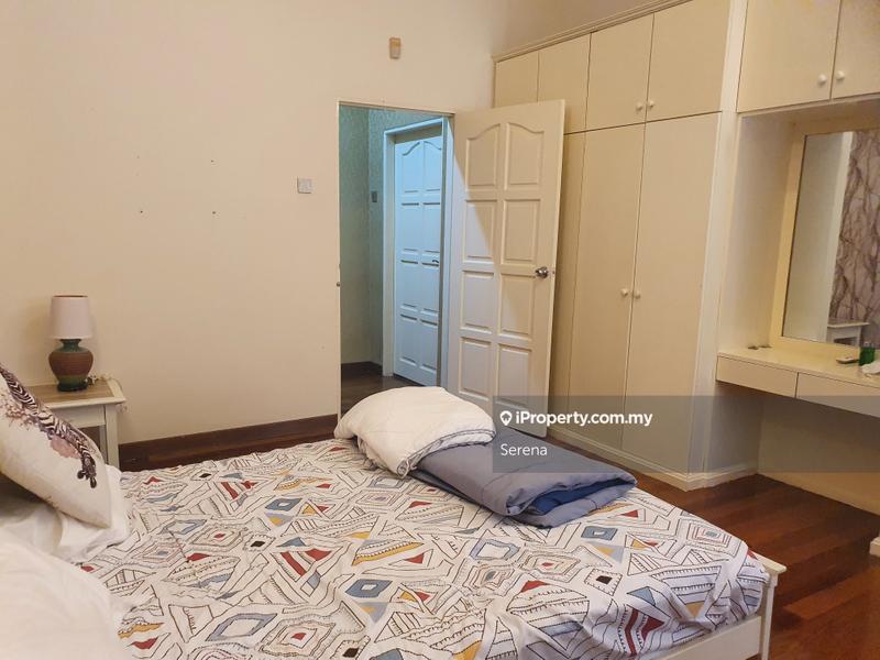 Banglo untuk Dijual di Country Heights, Kajang oleh Serena - iProperty.com.my