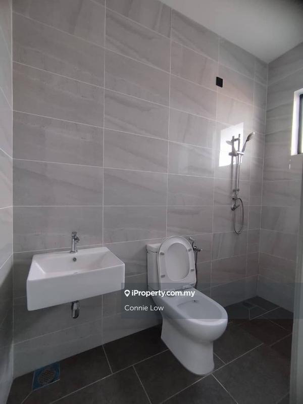 2-storey Terraced House for Sale in Panaroma Lapangan Perdana, Ipoh by Connie Low - iProperty.com.my