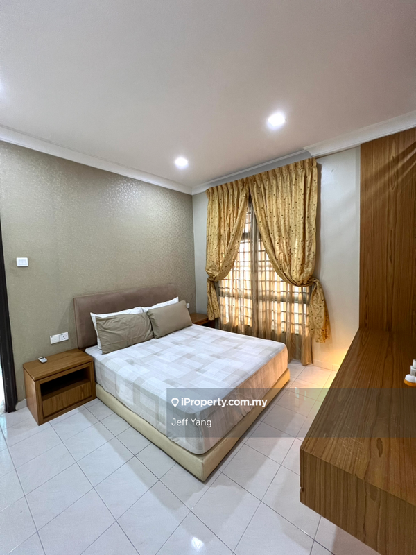 Kondominium untuk Dijual di The Straits View Condominium oleh Jeff Yang - iProperty.com.my