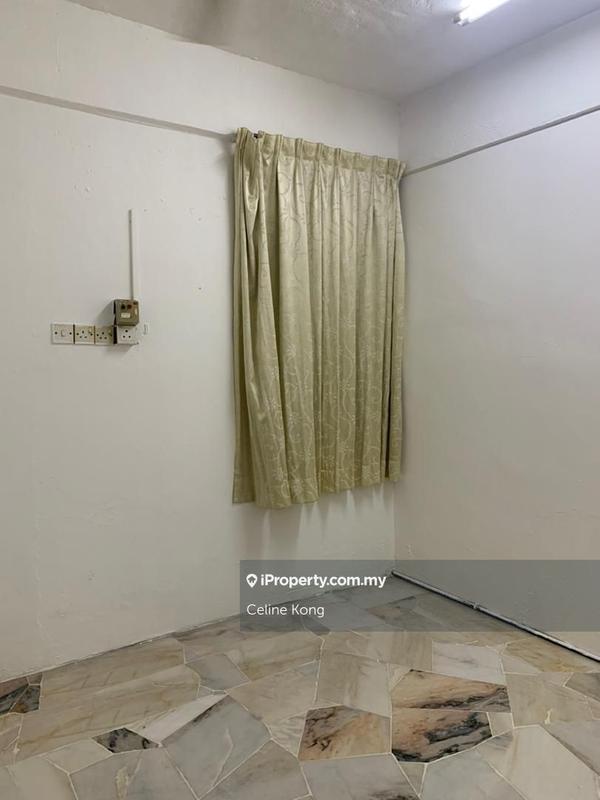 Rumah Bandar untuk Dijual di Taman Bukit Teratai, Ampang oleh Celine Kong - iProperty.com.my